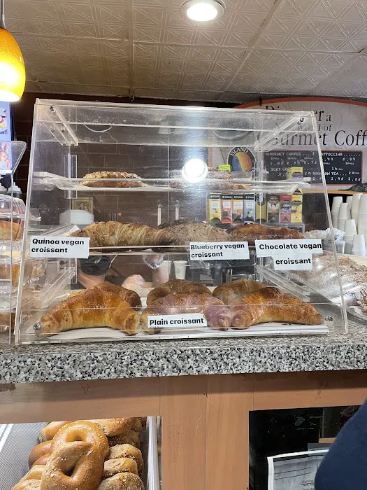 Bagels and Wraps Picture 7