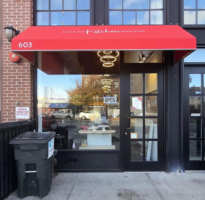 Little Red Kitchen Bake Shop Picture 1