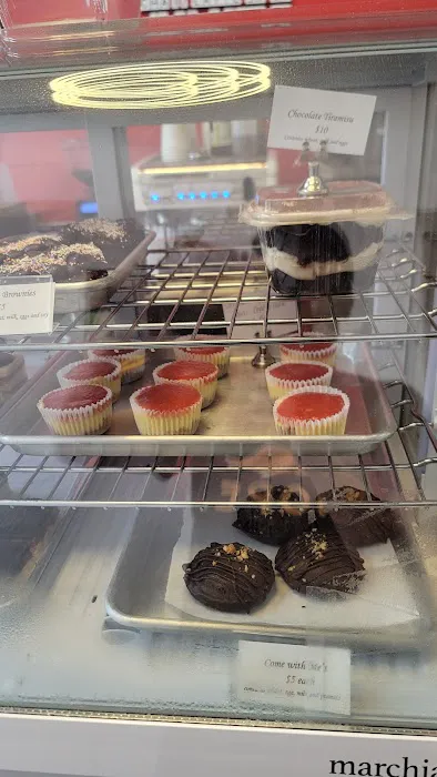 Little Red Kitchen Bake Shop Picture 5