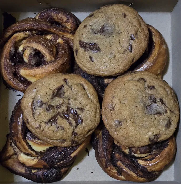 Little Red Kitchen Bake Shop Picture 9