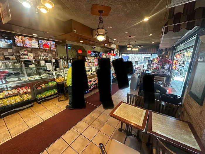 Pizza & Bagels On 3rd Picture 7