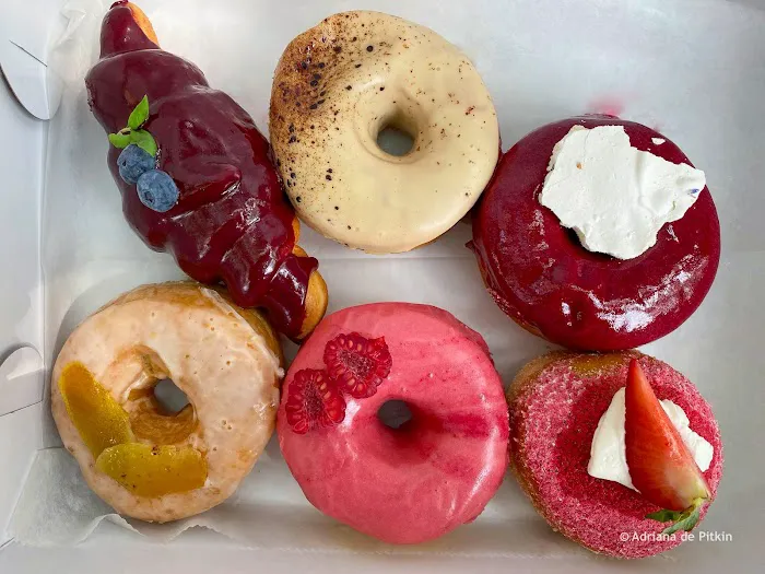 Fan Fan Doughnuts Picture 2