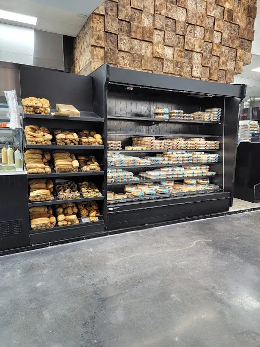 Shloimy's Bakery Picture 9