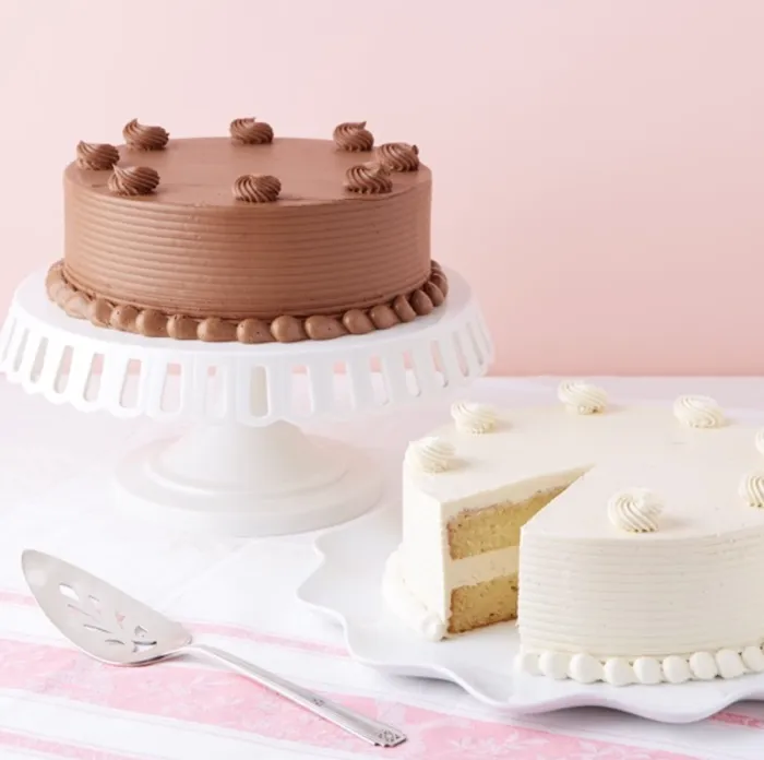 Empire Cake - Chelsea Picture 9