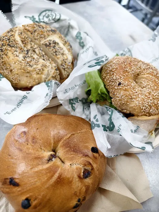 Ess-a-Bagel Picture 4