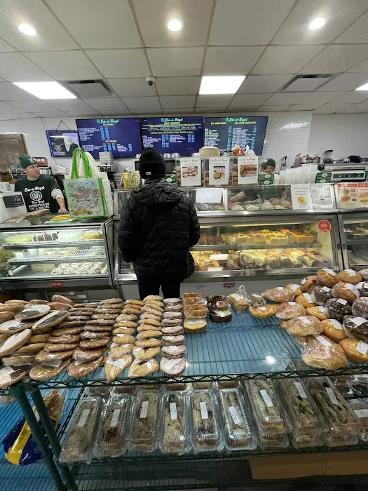 Ess-a-Bagel Picture 5