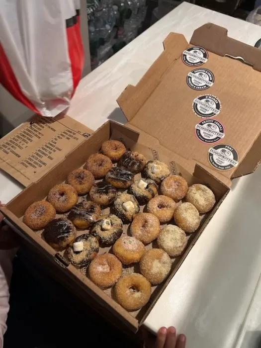 Doughnuttery Picture 7
