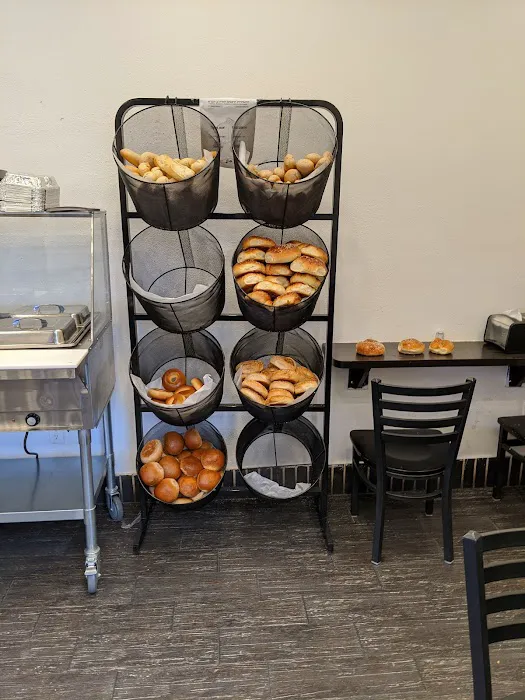 Black & White Kosher Bakery Picture 6