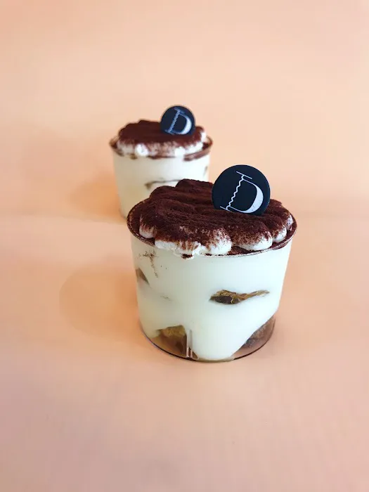 1 DOZEN Cake Shop Picture 3