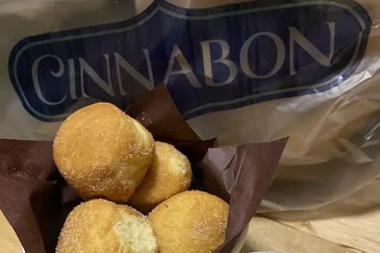 Cinnabon