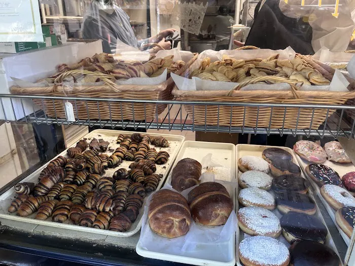Oneg Bakery Picture 2