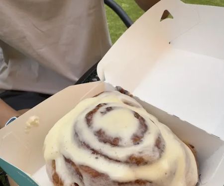 Cinnabon