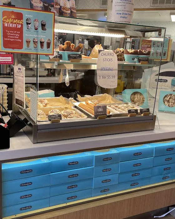 Cinnabon Picture 5