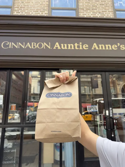 Cinnabon Picture 8
