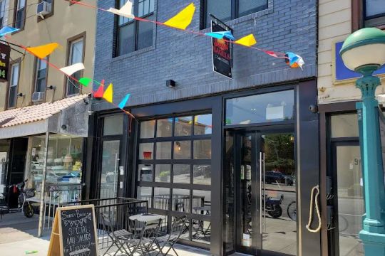 Sunset Bagels Cafe & Grill