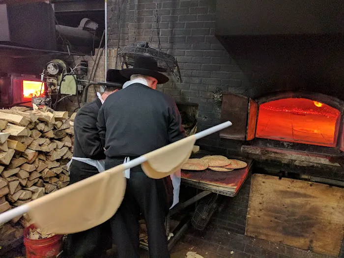 Kehilath Yakov Pupa & Tzehlem Matzo Bakery Picture 1