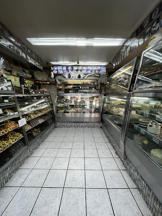 La Delice Pastry Shop Picture 1