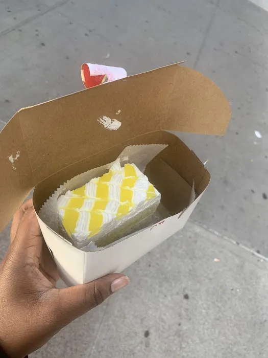 La Delice Pastry Shop Picture 10