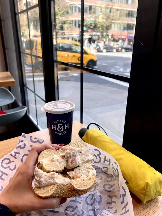 H&H Bagels Picture 4