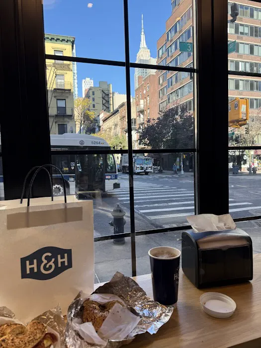 H&H Bagels Picture 7