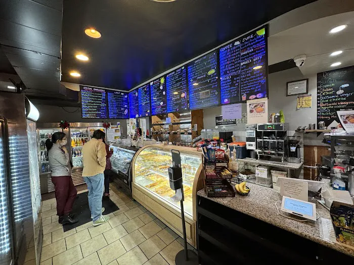 Rivera's Bagel Cafe Picture 7