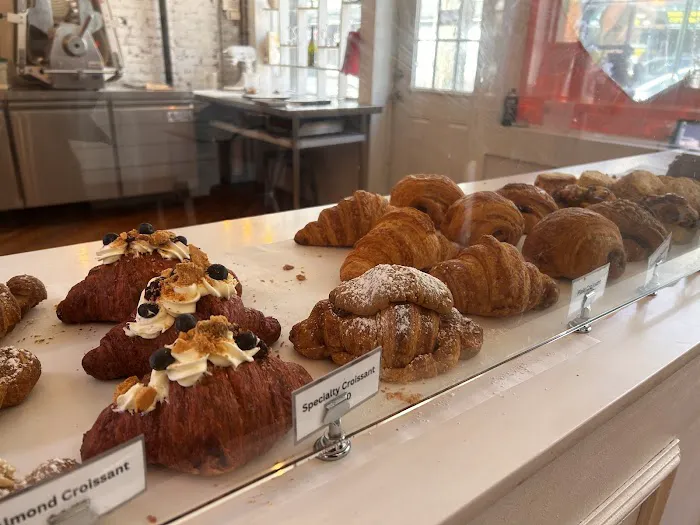 Je T’aime Patisserie Picture 9