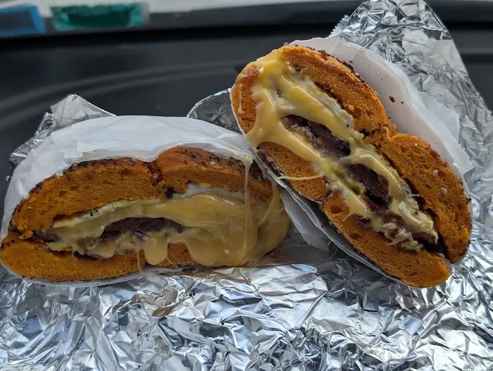Bagel Pub Picture 4