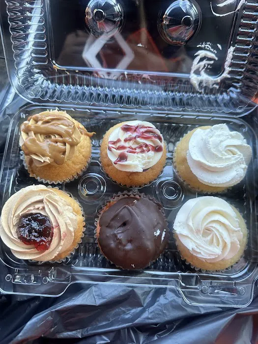Brooklyn Cupcake Picture 6