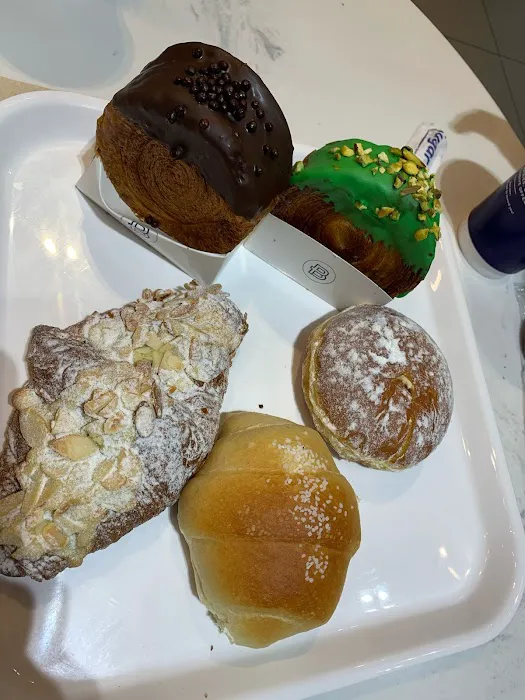 Paris Baguette Picture 9
