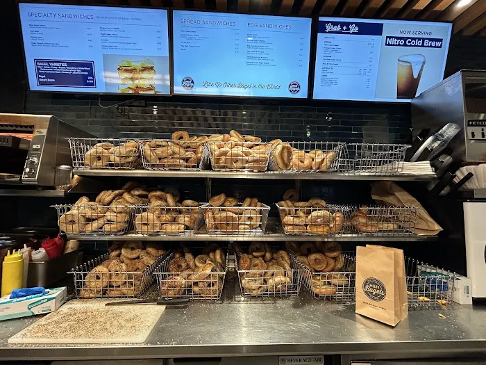 H&H Bagels Picture 5