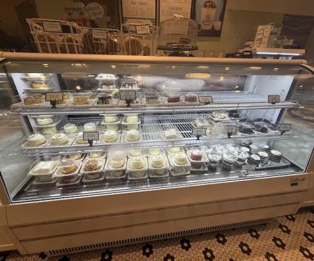 Magnolia Bakery - Moynihan Train Hall