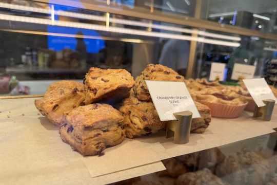 Vesuvio Bakery Moynihan Train Hall