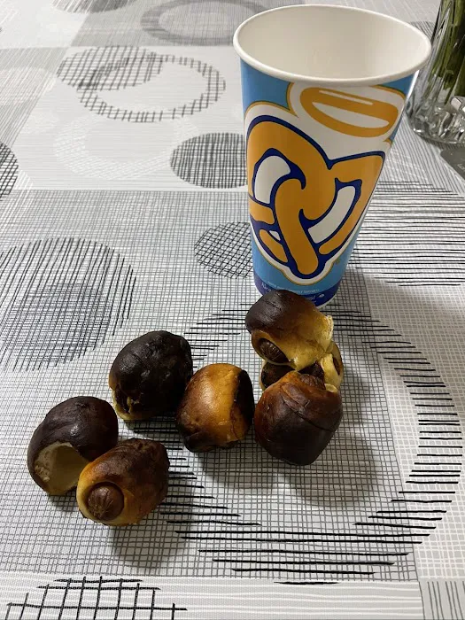 Auntie Anne's Picture 10