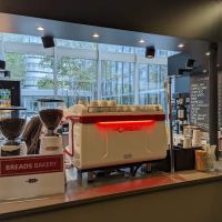 Breads Bakery ico