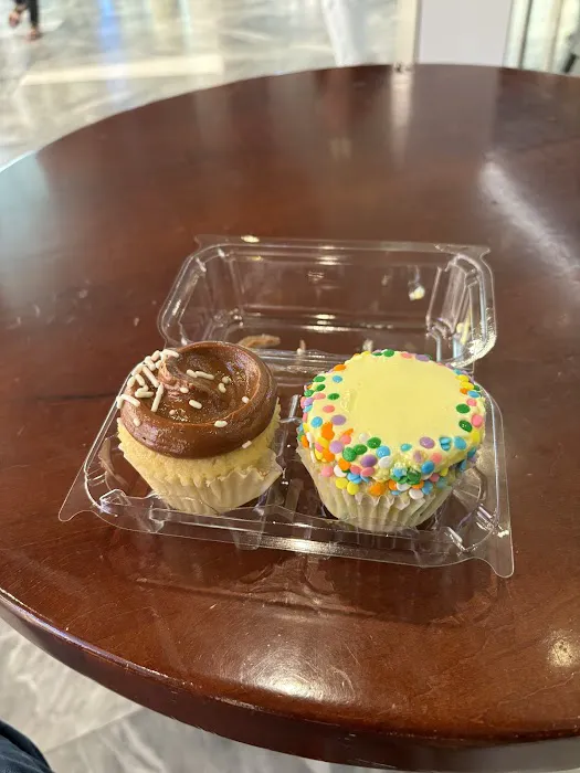 Magnolia Bakery Picture 9