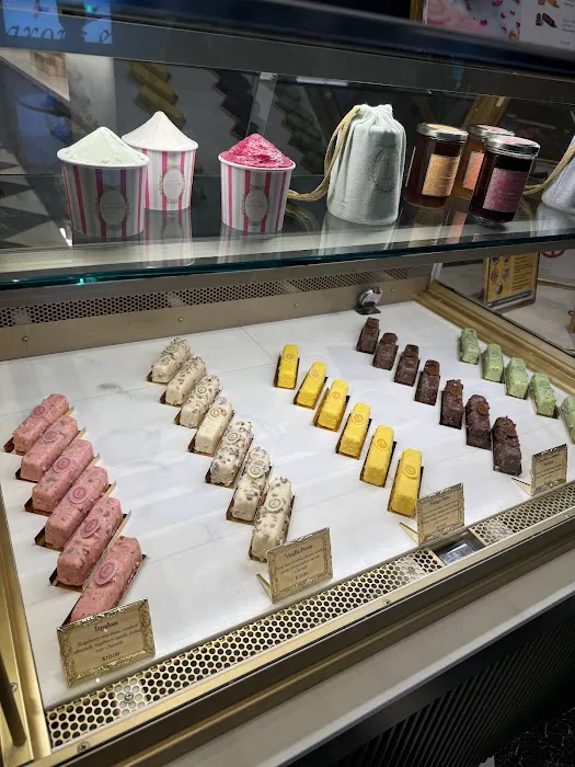 Ladurée Picture 3