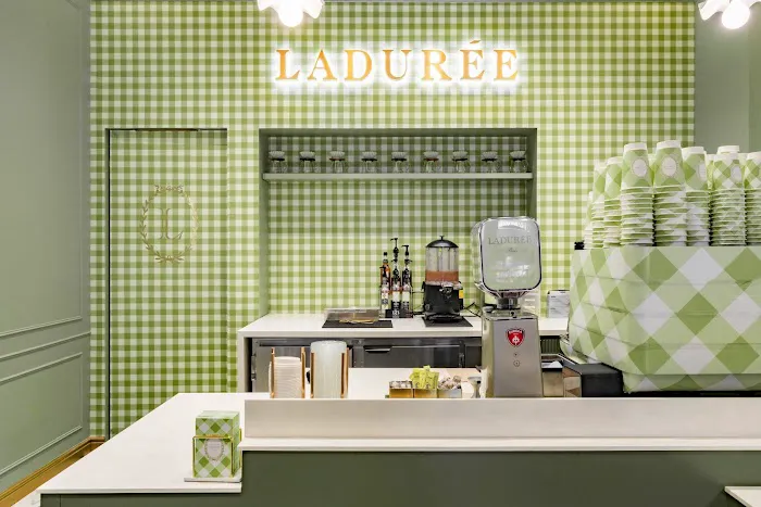 Ladurée Picture 1
