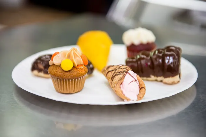 La Gran Via Bakery Picture 3