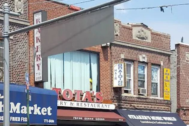Tota's Bakery