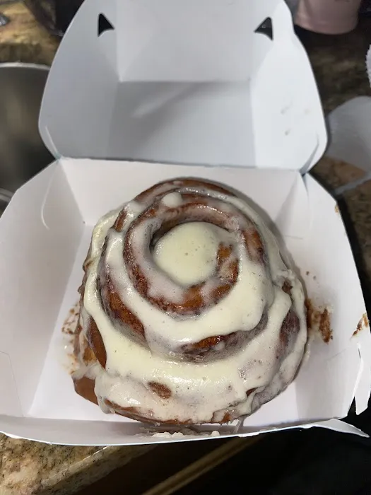 Cinnabon Picture 5