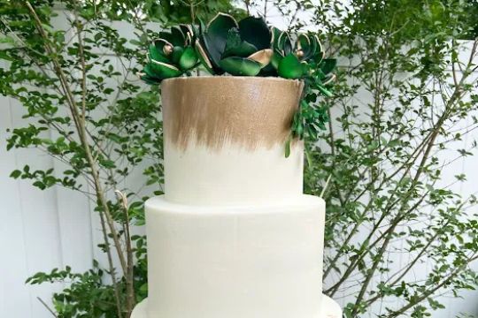 SprinkledByG | NYC Custom Cakes