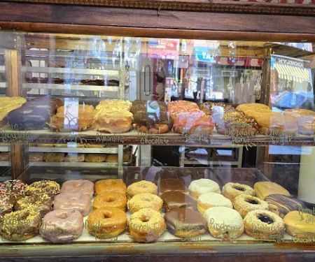 Dun-Well Doughnuts