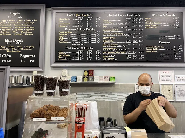 Bagelsmith - Bedford Ave. Picture 3