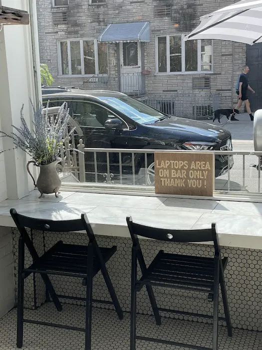 Black Star Bakery & Cafe Picture 1