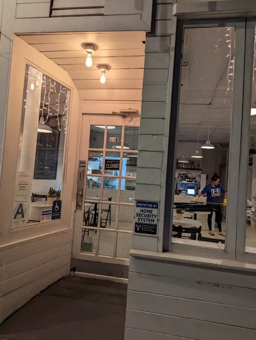 Black Star Bakery & Cafe Picture 9