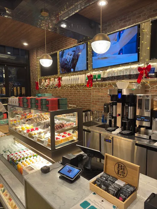 Angelina Bakery & Pizza Picture 2