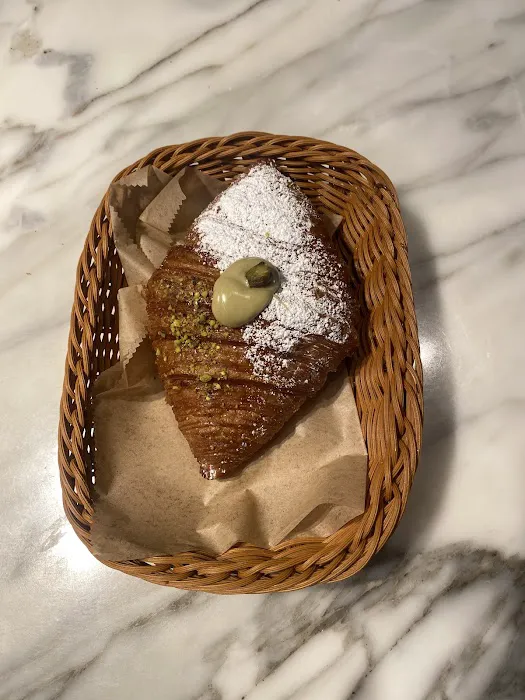 Angelina Bakery & Pizza Picture 4