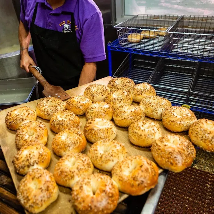 Pio Bagel West Picture 3