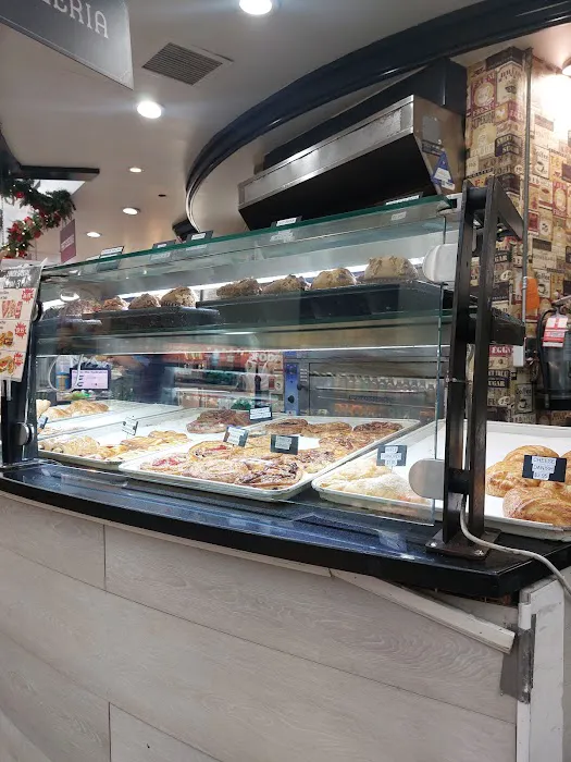 The Bread Factory Picture 6