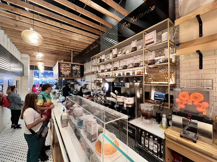 Zeppola Bakery Picture 9